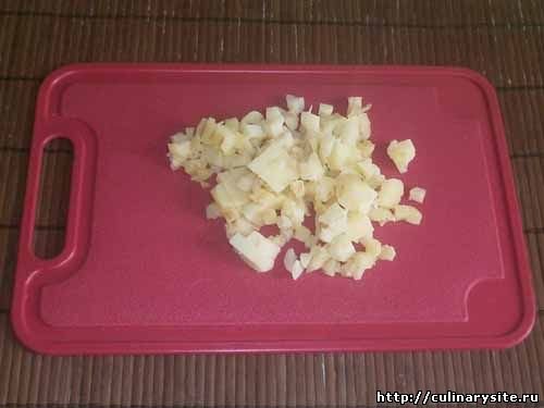 Салат из грибов и копчёной селёдки. Шаг 8.