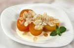 Абрикосы с ванильным кремом