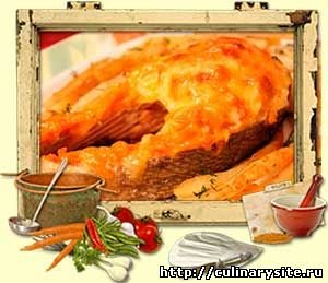 Кета, запеченная с овощами и сметаной в мультиварке