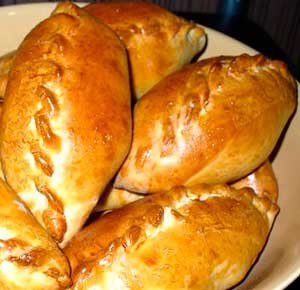 Печеные пирожки с капустой