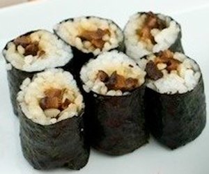 Роллы с грибами шиитаке